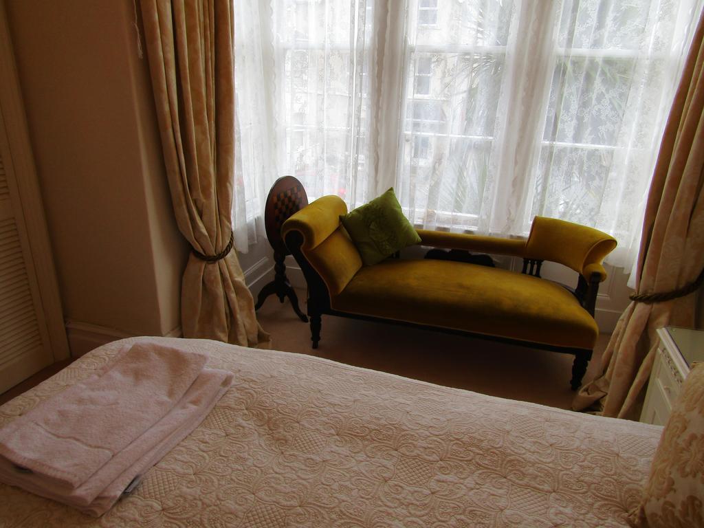 Guest house Harringtons At 14 Llandudno
